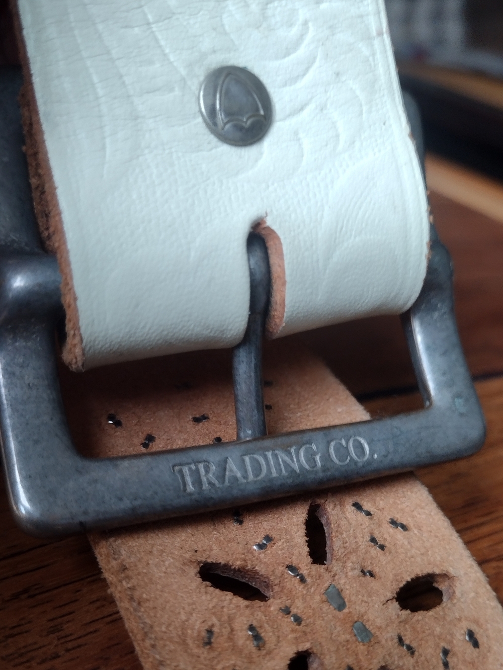 Hollywood Trading Company Cream Tooled Leather Belt with Floral Stud Detail - Picture 4 of 6